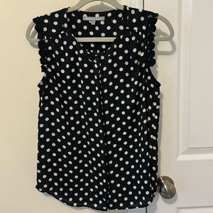 Daniel Rainn 👚Polka Dot sleveless blouse